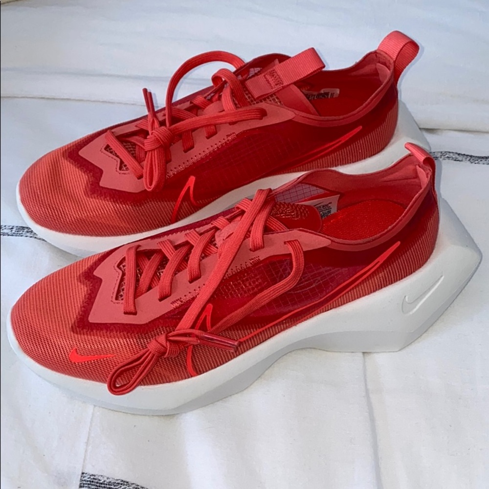 Nike Wmns Vista Lite Sneaker